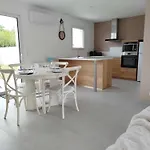 펜션 Avec Terrasse A - Fr-1-426-586