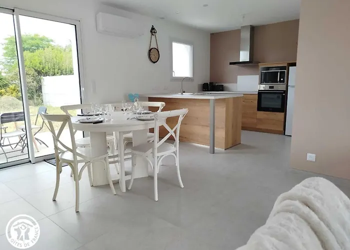 Holiday home Avec Terrasse A - Fr-1-426-586